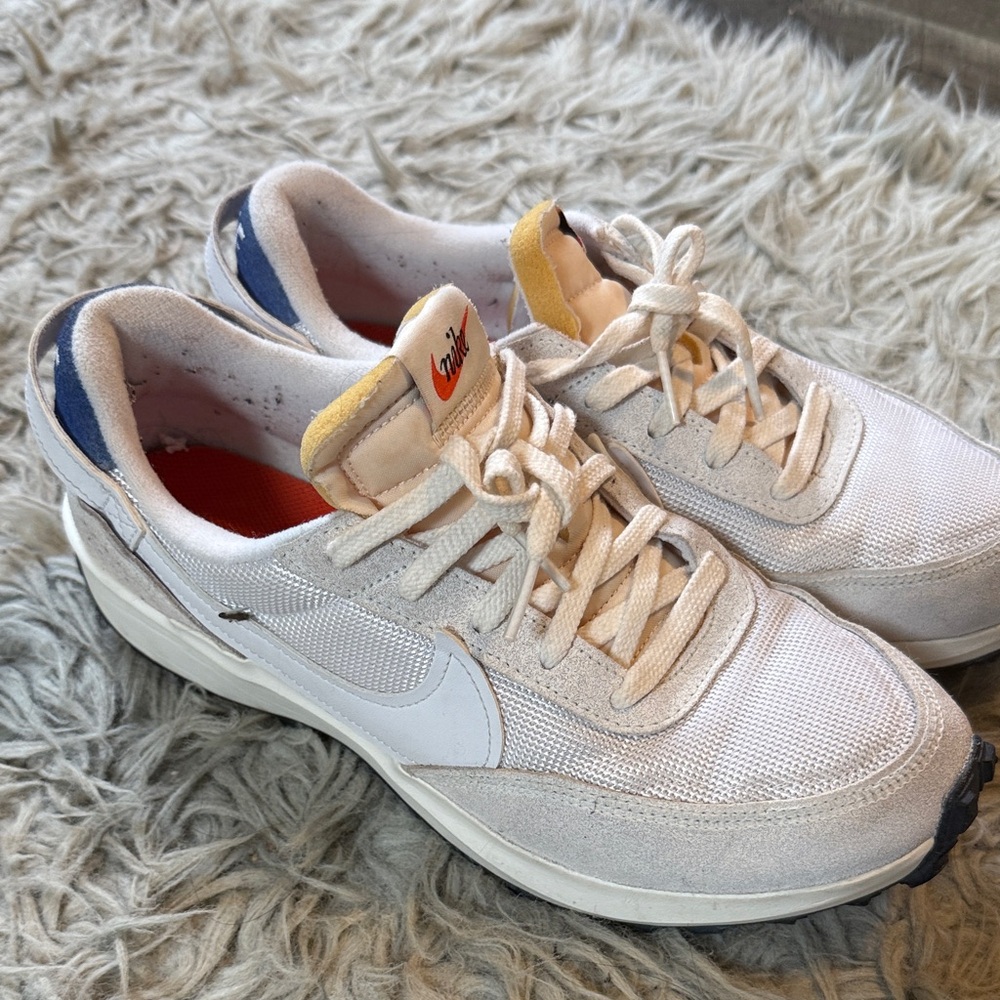 Nike White and Navy Sneakers
